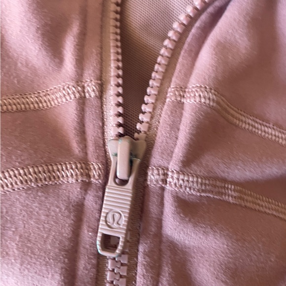 Lululemon Define Jacket size 6 salmon pink VGUC - Picture 4 of 8
